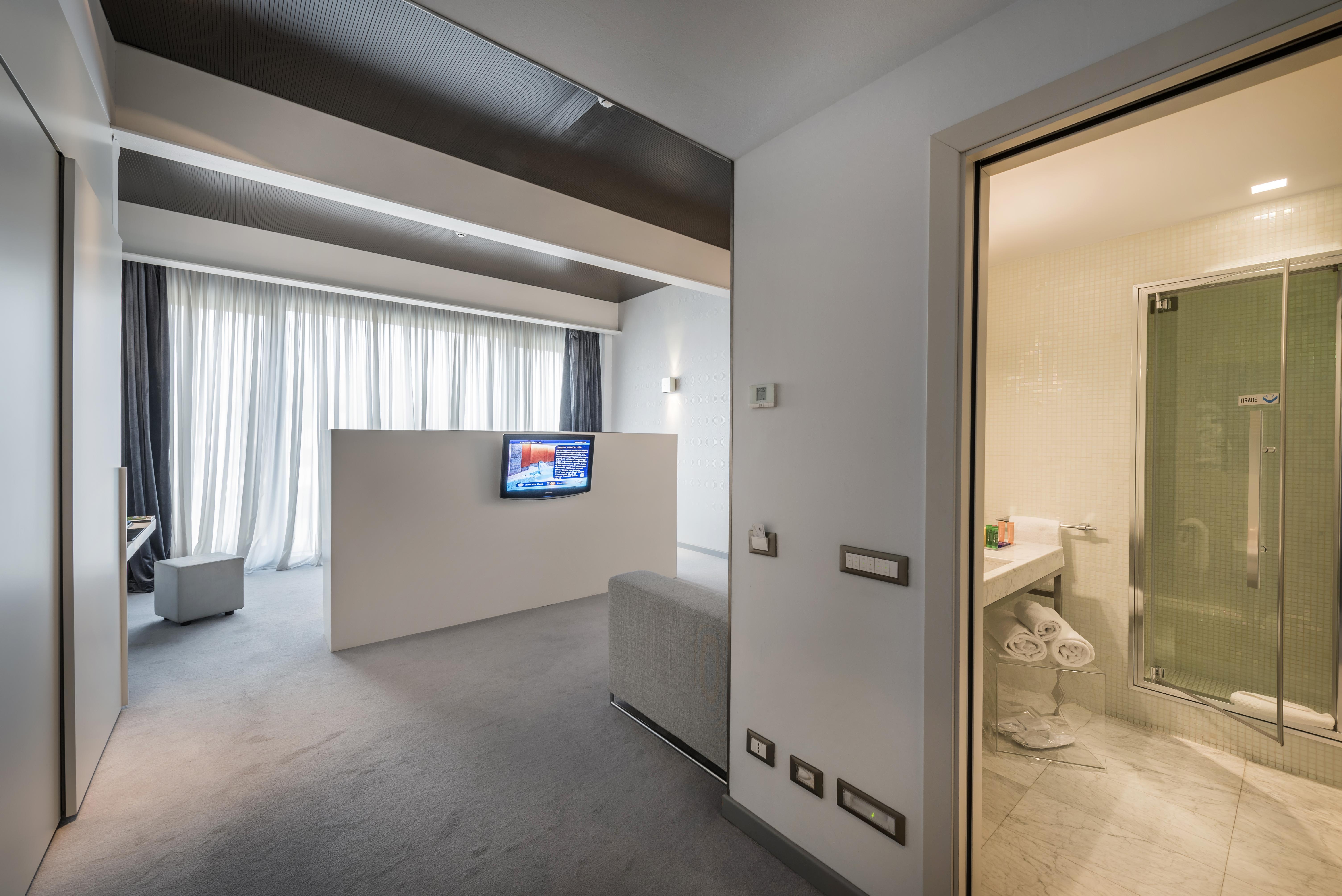 Devero & Spa, Bw Signature Collection Hotel Cavenago di Brianza